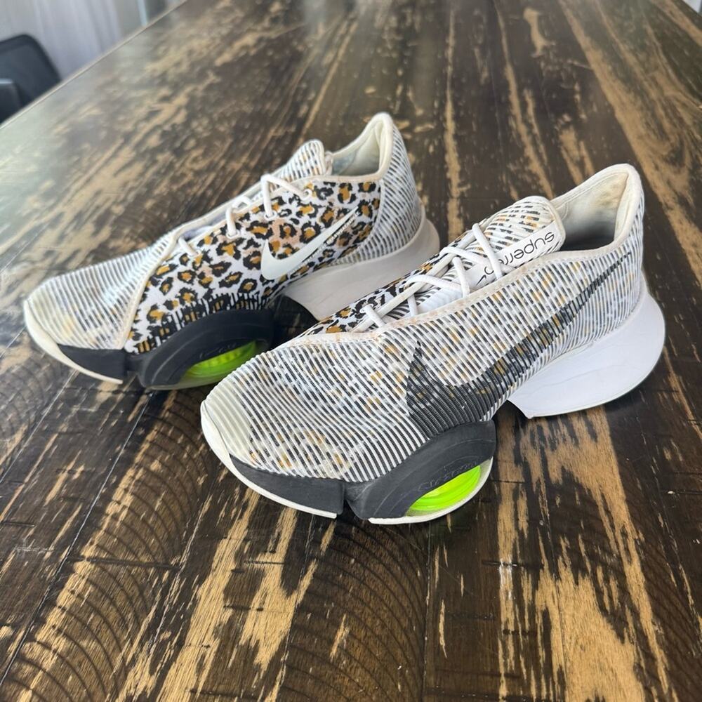 Nike - ZoomX SuperRep Leopard Print Trainers – Women’s 10.5 / Mens 9.5 - Picture 3 of 17